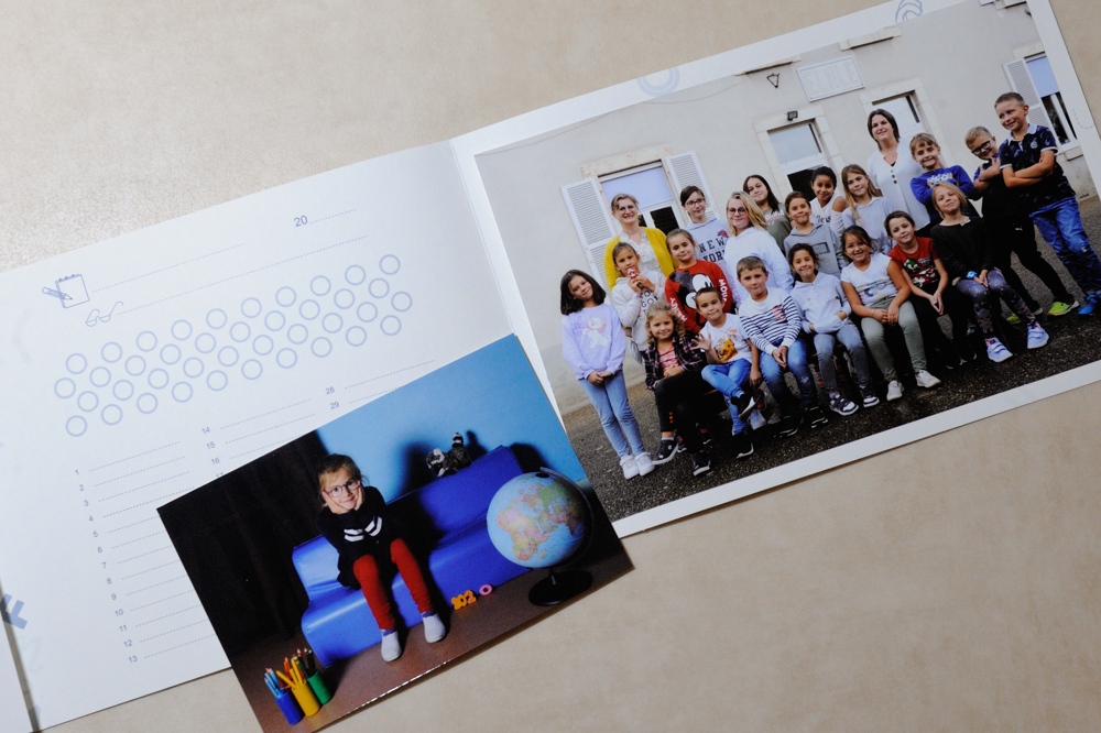 Exemple de pochette pour photo scolaire dans les ecoles de besancon, dole, gray,etc